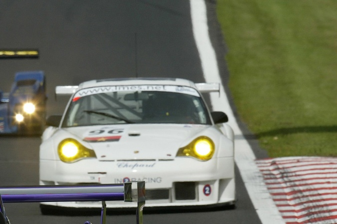Photo: Michael VergersJuan BaraziNick Dudfield - In2Racing - Porsche 911 GT3-RSR (996)