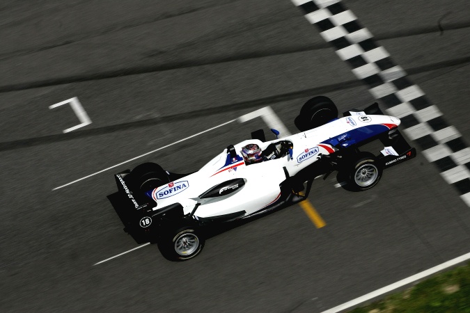 Photo: Nicholas Latifi - JD Motorsport - Mygale M10 - FPT Fiat