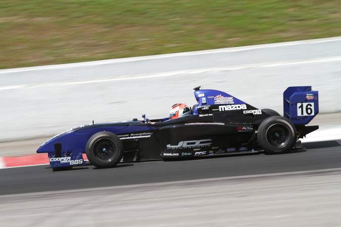 Photo: Lloyd Read - JDC Motorsports - Elan Star Pro - Mazda