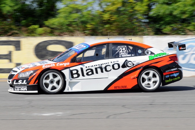 Photo: Gonzalo Fernández - JM Motorsport - Chevrolet Cruze RPE V8