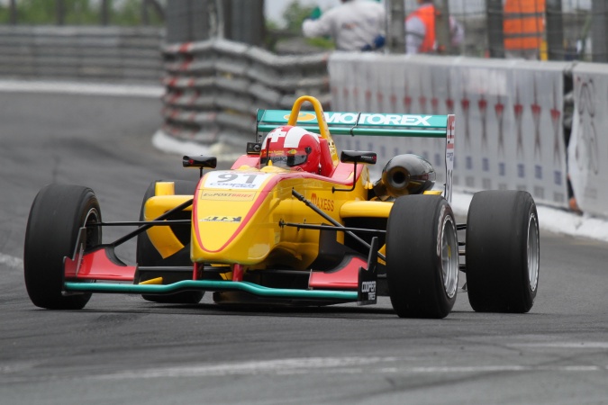 Photo: Sandro Zeller - Jo Zeller Racing - Dallara F308 - AMG Mercedes