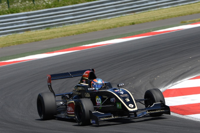 Photo: Oscar Tunjo - Josef Kaufmann Racing - Tatuus FR 2.0-13 - Renault