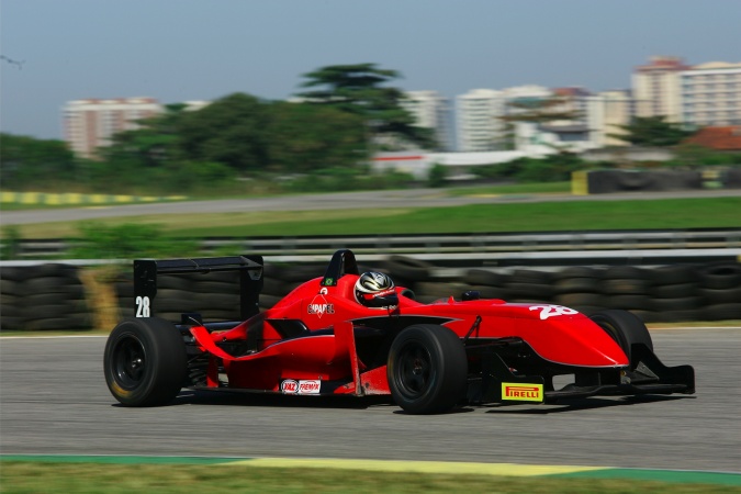 Photo: Leonardo de Souza - Kemba Racing - Dallara F308 - Berta
