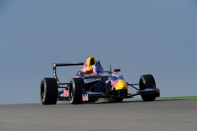 Photo: Daniil Kvyat - Koiranen Motorsport - Barazi/Epsilon FR 2.0-10 - Renault