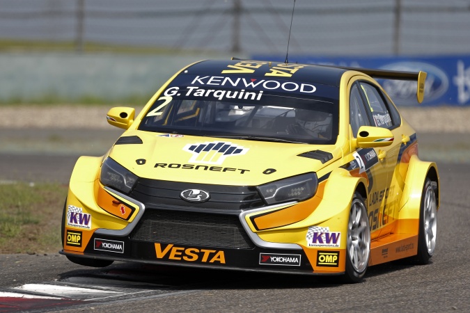 Photo: Gabriele Tarquini - Lada Sport - Lada Vesta WTCC