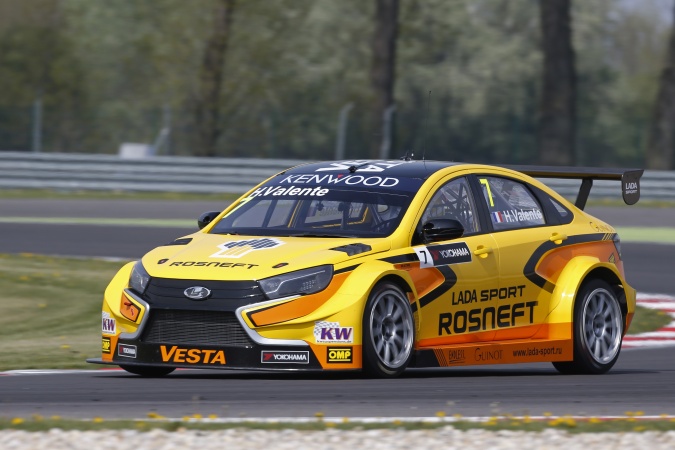 Photo: Hugo Valente - Lada Sport - Lada Vesta WTCC