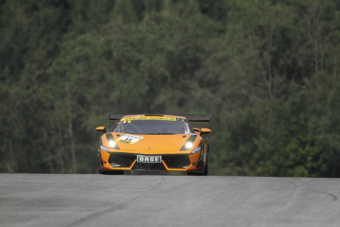 Photo: Ronnie Bremer - Leipert Motorsport - Lamborghini Gallardo LP600+