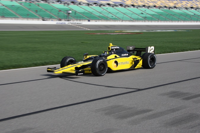 Photo: Tomas Scheckter - Luczo Dragon Racing - Dallara IR-05 - Honda