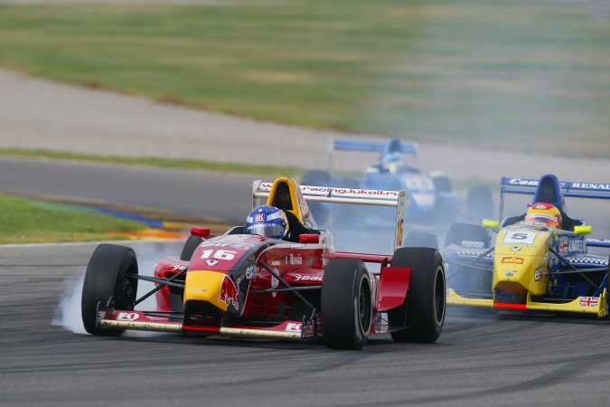 Photo: Michael Aleshin - Lukoil Racing Team - Tatuus Renault 2000