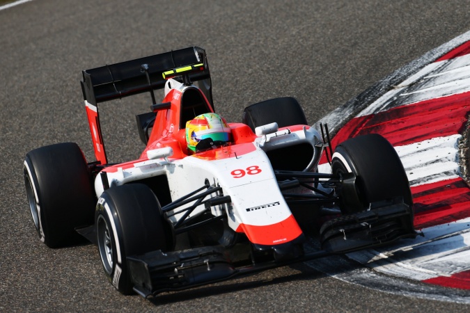 Photo: Roberto Merhi - Manor F1 Team - Marussia MR03 - Ferrari