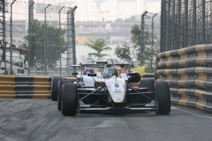 Photo: Lucas di Grassi - Manor Motorsport - Dallara F305 - AMG Mercedes