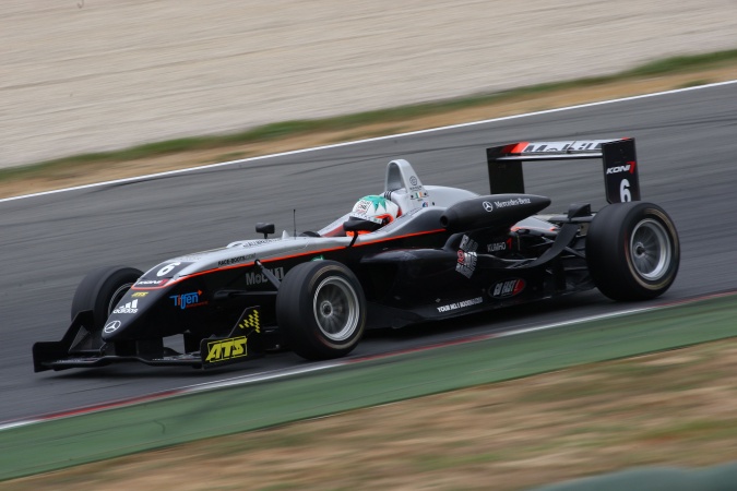 Photo: Niall Breen - Manor Motorsport - Dallara F308 - AMG Mercedes