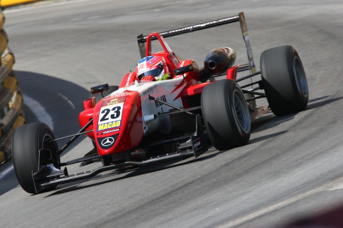 Photo: Jon Lancaster - Manor Motorsport - Dallara F308 - AMG Mercedes