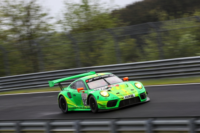 Photo: Richard LietzNick Tandy - Manthey Racing - Porsche 911 GT3 R (991.2)