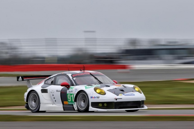 Photo: Jörg BergmeisterTimo BernhardPatrick Pilet - Manthey Racing - Porsche 911 RSR (991)