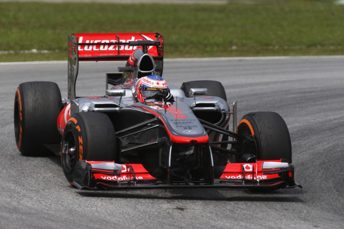 Photo: Jenson Button - McLaren - McLaren MP4-28 - Mercedes