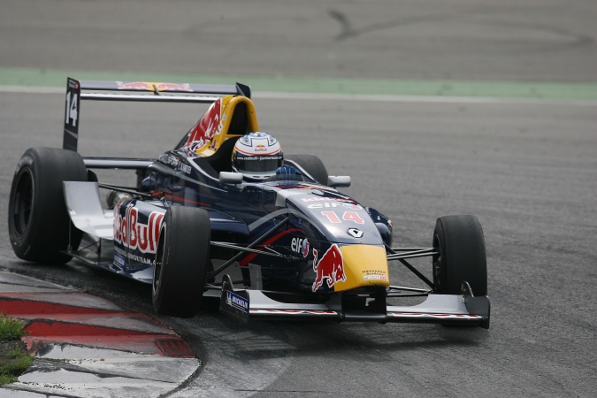 Photo: Brendon Hartley - Motopark Academy - Tatuus Renault 2000