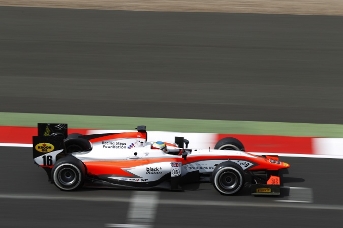 Photo: Oliver Rowland - MP Motorsport - Dallara GP2/11 - Mecachrome