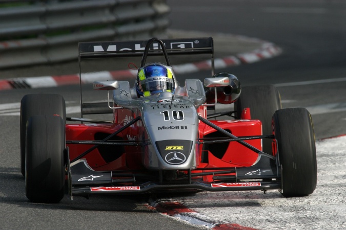Photo: Atila Abreu - Mücke Motorsport - Dallara F305 - AMG Mercedes