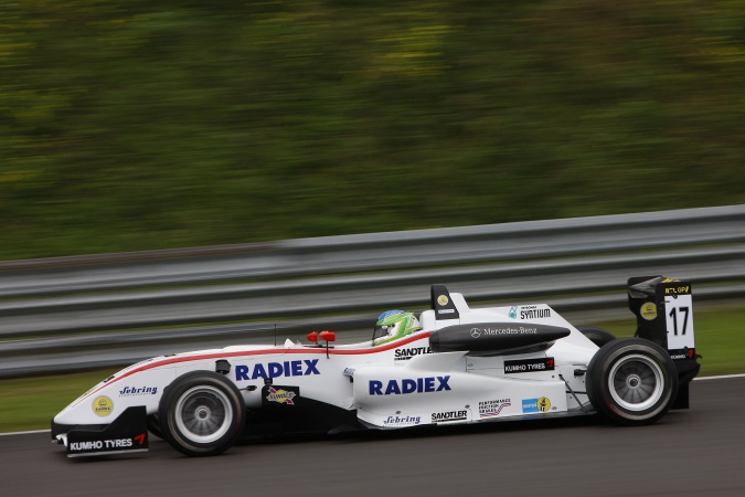 Photo: Lucas Foresti - Mücke Motorsport - Dallara F308 - AMG Mercedes