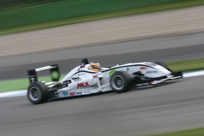 Photo: Christian Vietoris - Mücke Motorsport - Dallara F308 - AMG Mercedes
