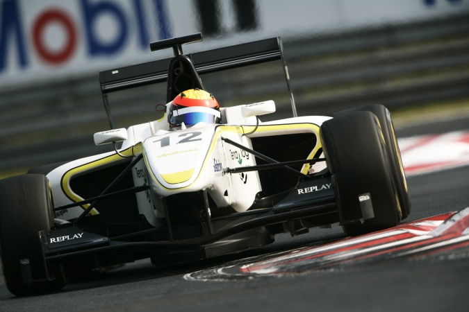 Photo: Tobias Hegewald - Mücke Motorsport - Dallara GP3/10 - Renault
