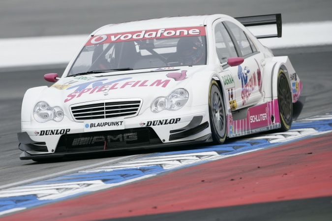 Photo: Susie Wolff (Stoddart) - Mücke Motorsport - Mercedes C-Klasse DTM (2005)