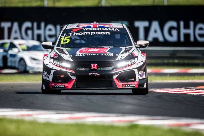 Photo: James Thompson - Münnich Motorsport - Honda Civic Type R TCR (II)