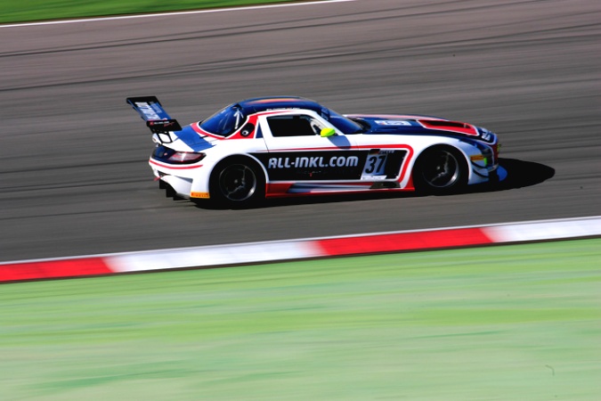 Photo: Thomas Jäger - Münnich Motorsport - Mercedes SLS AMG GT3