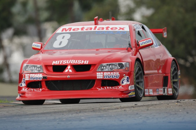 Photo: Carlos Alves - Nascar Racing - Mitsubishi Lancer V8