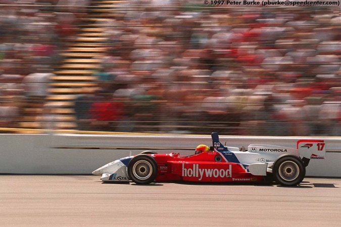 Photo: Mauricio Gugelmin - PacWest Racing - Reynard 97i - Mercedes