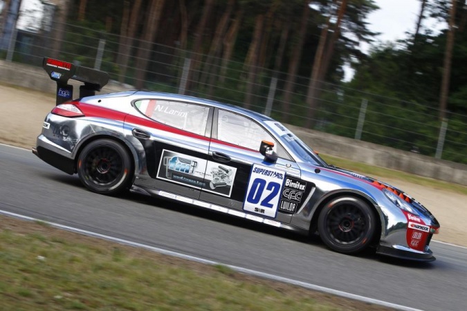 Photo: Nicola Larini - Petricorse Motorsport - Porsche Panamera S