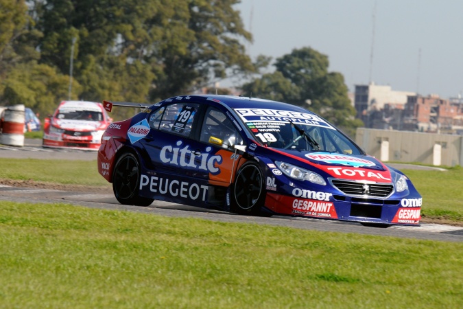 Photo: Galid, jr. Osman - DTA Racing - Peugeot 408 RPE V8