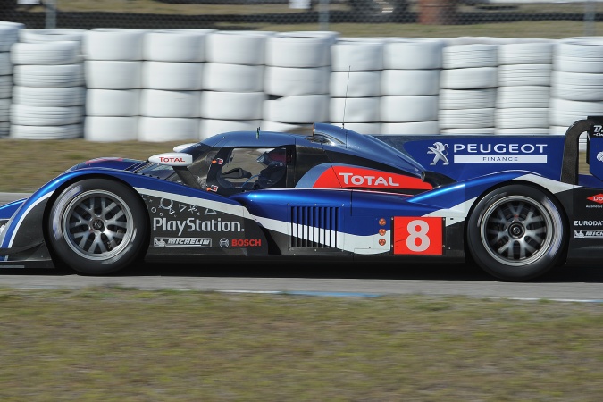 Photo: Stephane Sarrazin - Peugeot Sport - Peugeot 908