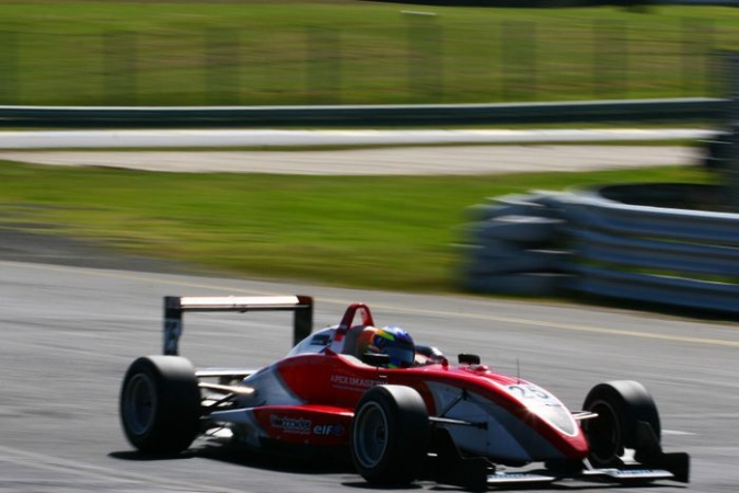 Photo: Tim Macrow - PHR Scuderia - Dallara F302 - Sodemo Renault
