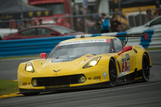 Photo: Antonio GarciaJan MagnussenRyan Briscoe - Pratt & Miller - Chevrolet Corvette C7.R