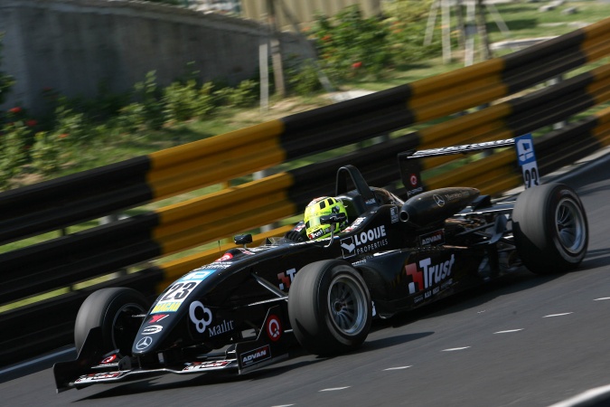 Photo: Renger van der Zande - Prema Powerteam - Dallara F305 - AMG Mercedes