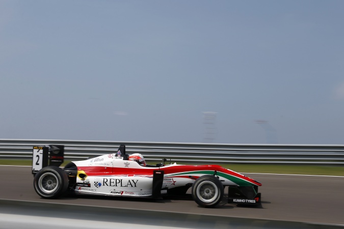 Photo: Alex Lynn - Prema Powerteam - Dallara F312 - AMG Mercedes