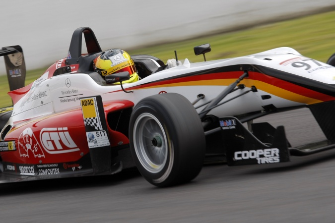 Photo: Sven Müller - Prema Powerteam - Dallara F312 - AMG Mercedes