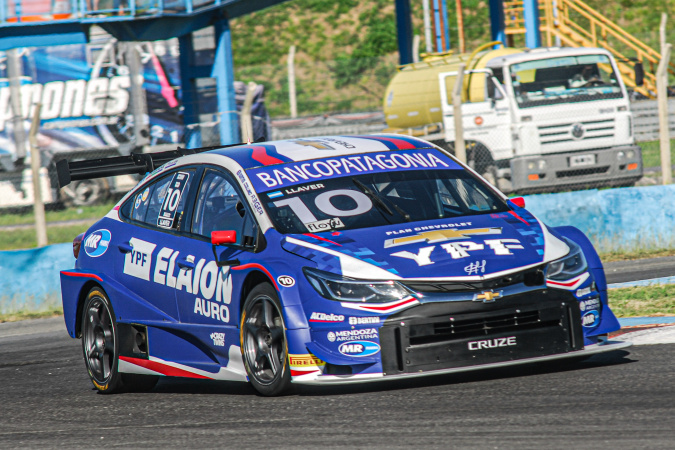 Photo: Bernardo Llaver - Pro Racing - Chevrolet Cruze II - Oreca Turbo