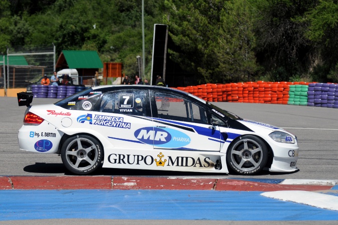 Photo: Franco Vivian - Pro Racing - Fiat Linea RPE V8