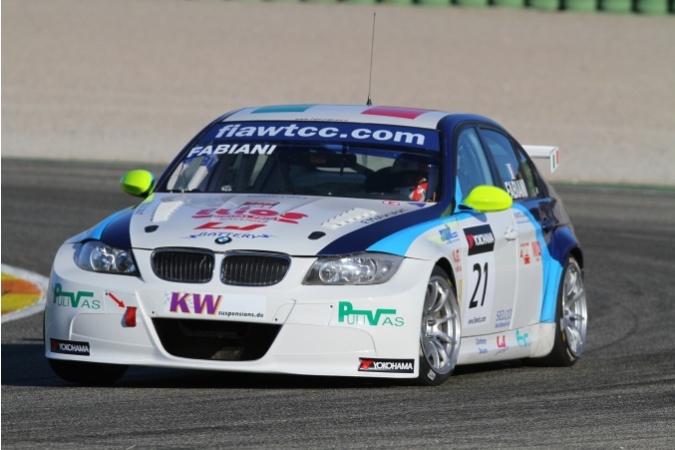 Photo: Fabio Fabiani - Proteam Motorsport - BMW 320si (E90)