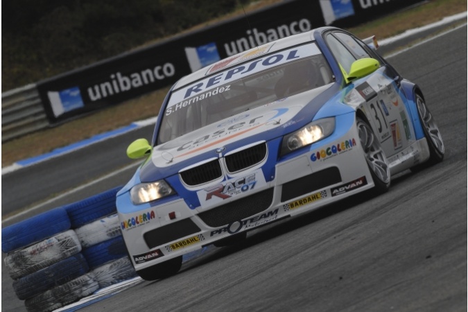 Photo: Sergio Hernandez - Proteam Motorsport - BMW 320si (E90)