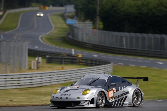 Photo: Paolo RubertiGianluca RodaChristian Ried - Proton Competition - Porsche 911 GT3 RSR (997-2009)