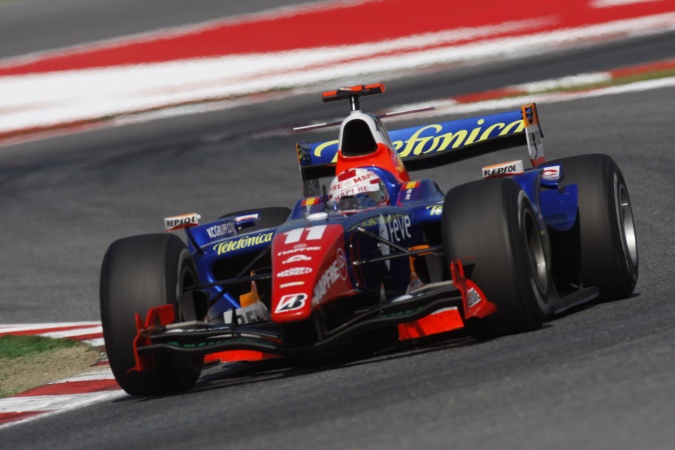 Photo: Javier Villa Garcia - Racing Engineering - Dallara GP2/08 - Renault