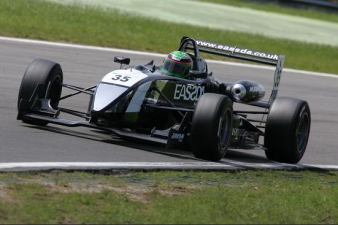 Photo: Alistar Jackson - Räikkönen Robertson Racing - Dallara F302 - Mugen Honda