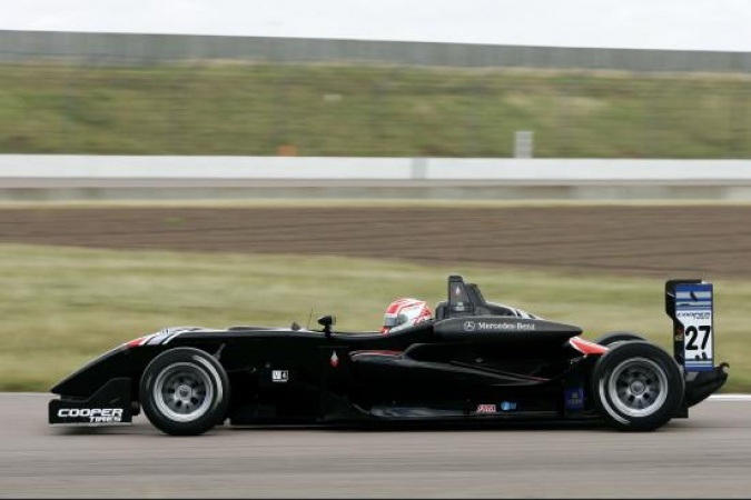 Photo: Luiz Felipe Nasr - Räikkönen Robertson Racing - Dallara F308 - AMG Mercedes