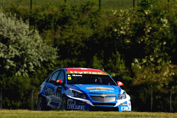 Photo: Alain Menu - Ray Mallock Limited - Chevrolet Cruze 1.6T