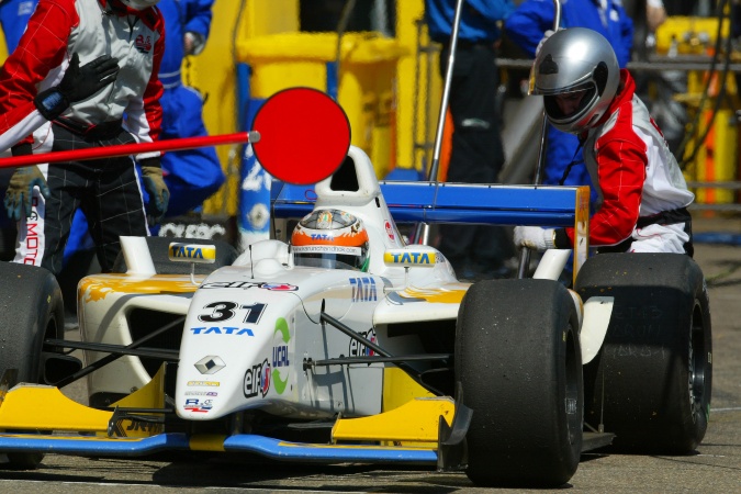 Photo: Karun Chandhok - RC Motorsport - Dallara T05 - Renault