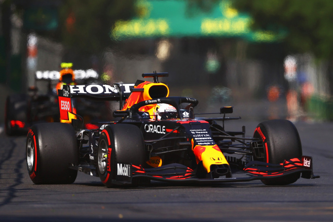 Photo: Max Verstappen - Red Bull Racing - Red Bull RB16B - Honda